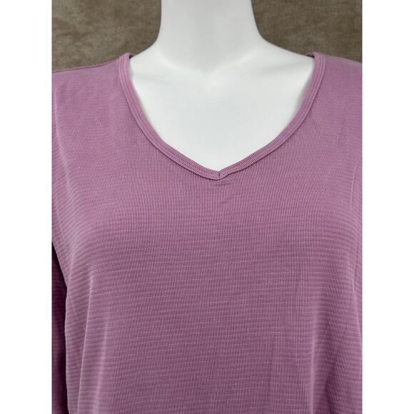 Segments Top Women Plus XXL Purple Essentials V-Neck Textured 3/4 Sleeves Canada - Picture 2 of 8